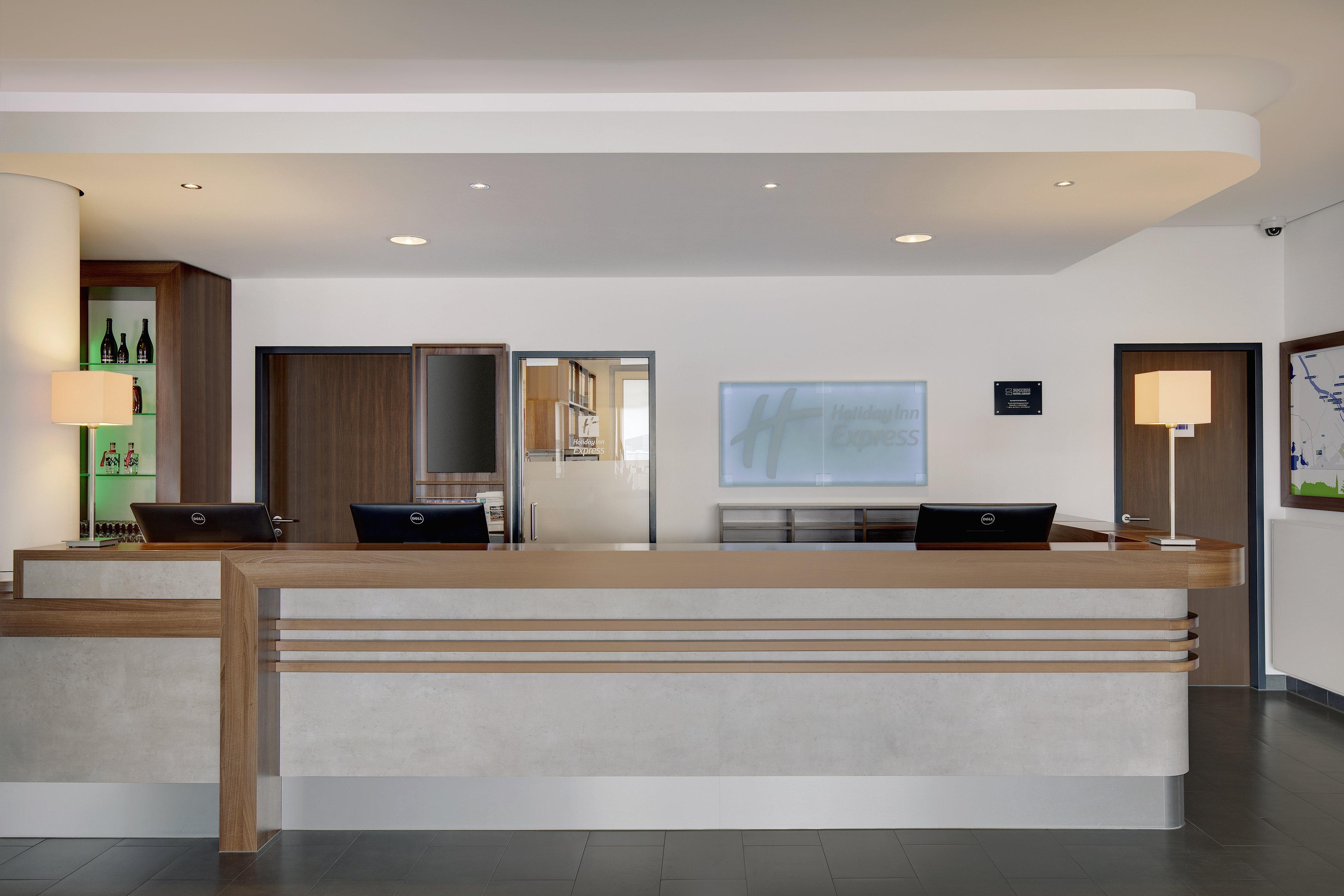 Holiday Inn Express Bremen Airport By Ihg Exterior photo