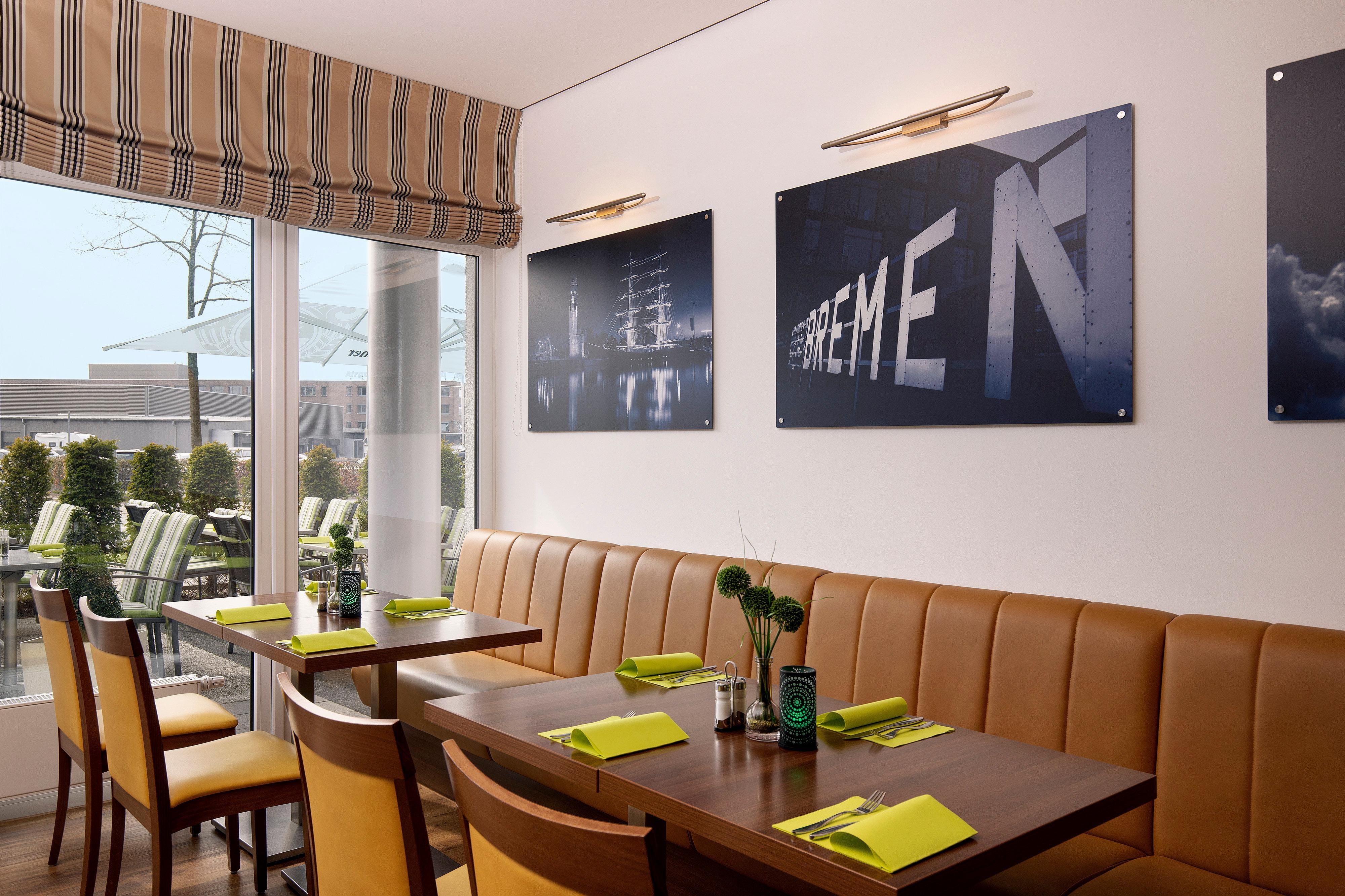 Holiday Inn Express Bremen Airport By Ihg Exterior photo