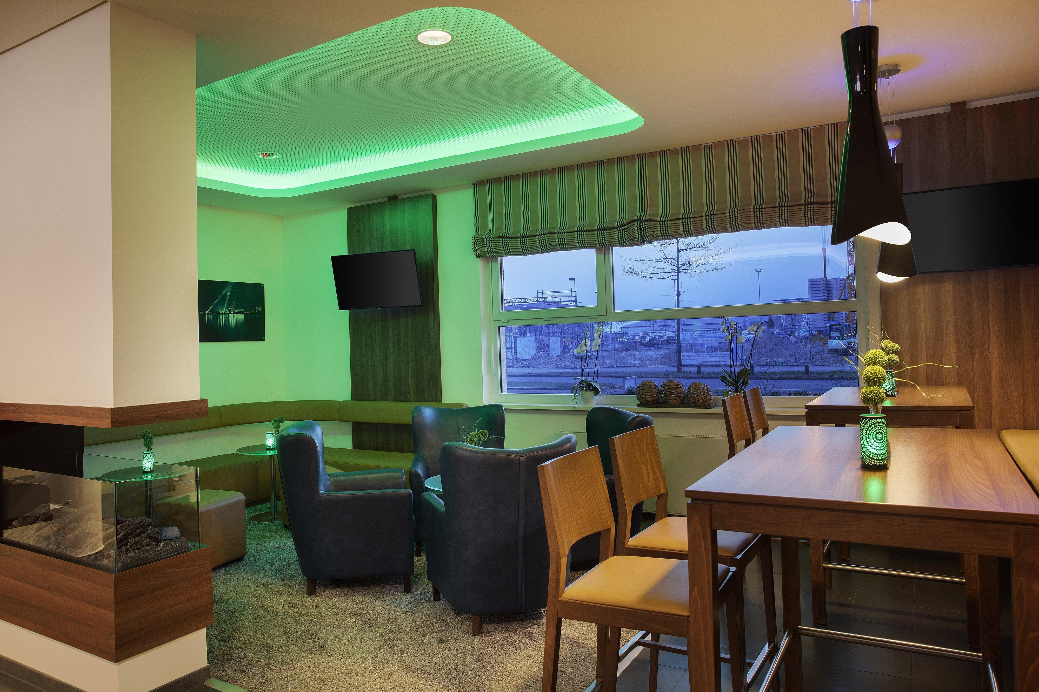 Holiday Inn Express Bremen Airport By Ihg Exterior photo