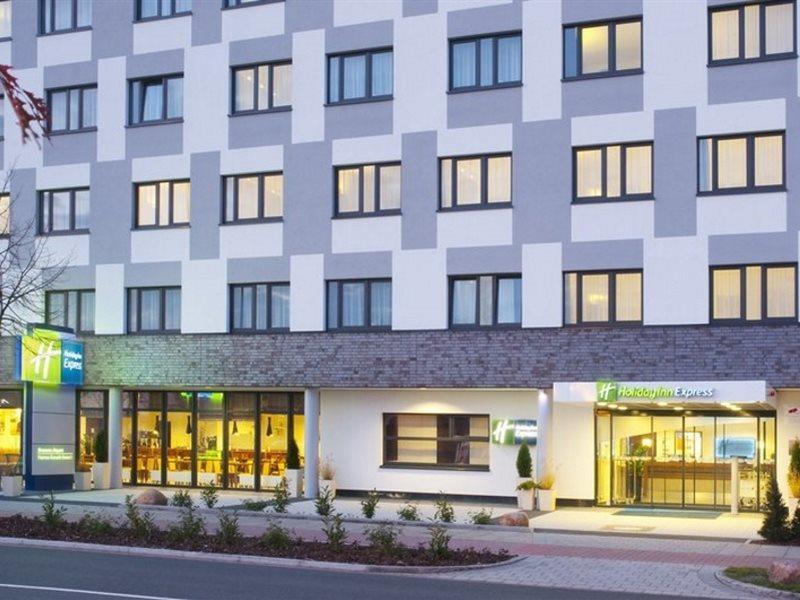 Holiday Inn Express Bremen Airport By Ihg Exterior photo